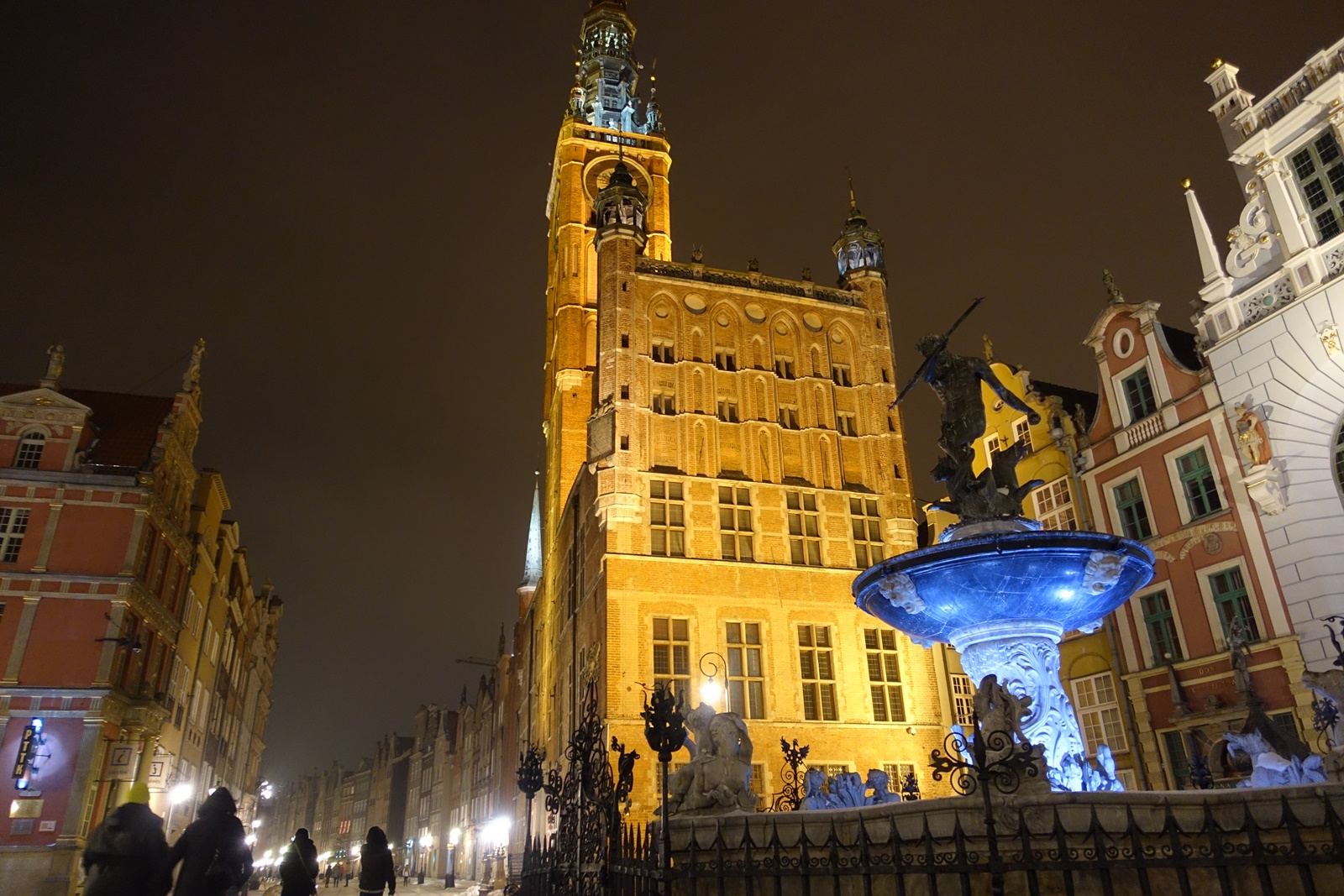 Zimowy Gdańsk nocą